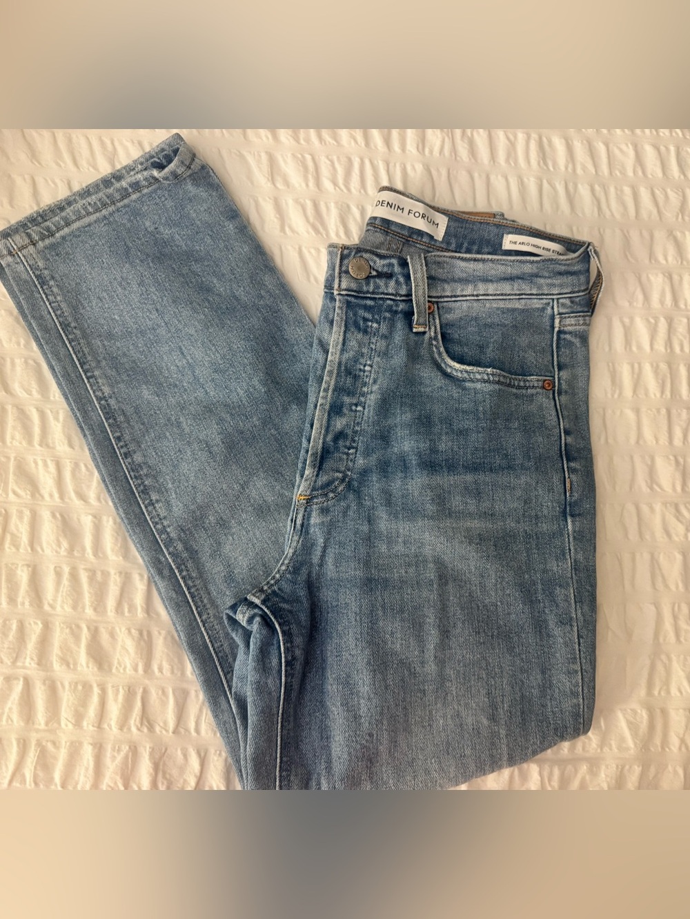 Aritzia Denim Forum Arlo High Rise Straight Jeans 28L, Size 27